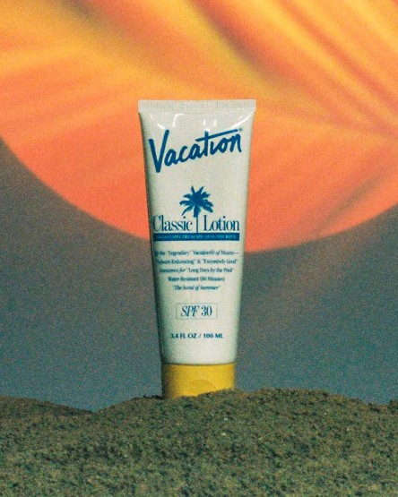 Vacation Classic Sunscreen Lotion SPF 30