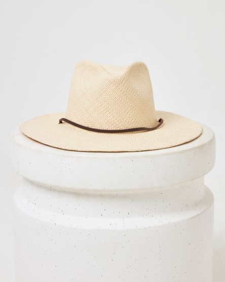 Yara Hat