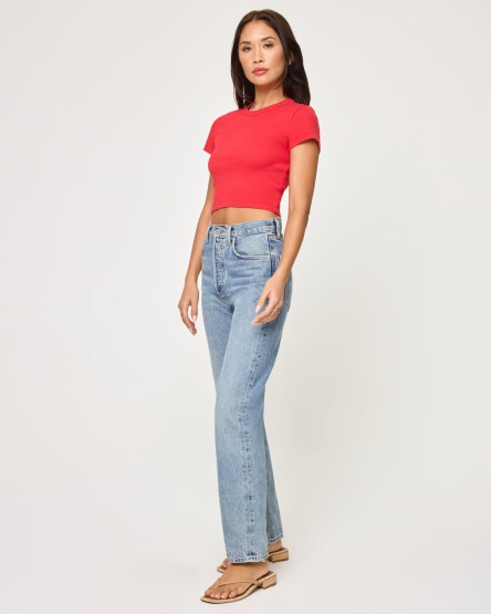 Julia Tee
